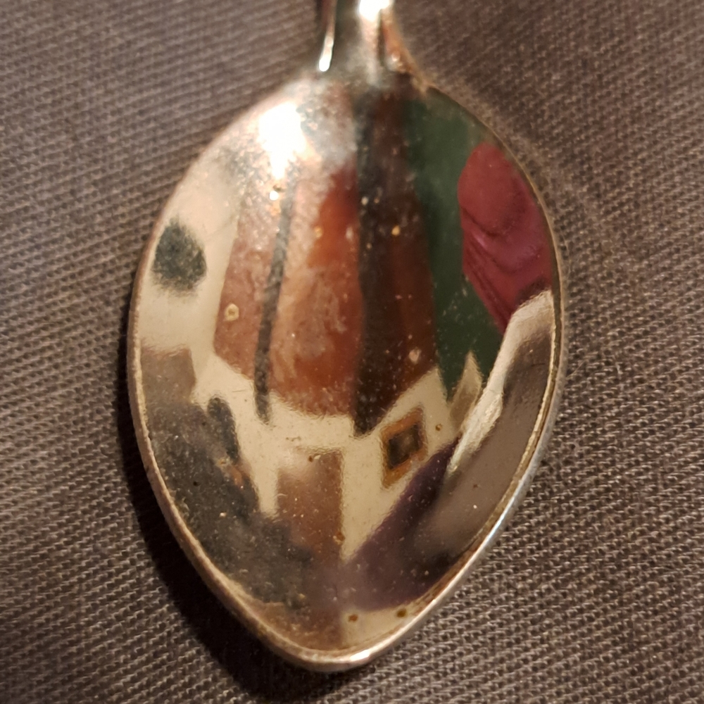 3 Souvenir Spoons - Picture 3 of 7